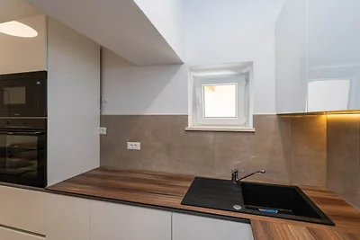 Apartment Nikolica - Two Bedroom Apartment wi...