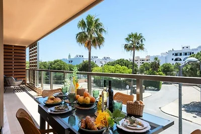 Wohnung in Guia mit Pool nahe Stränden