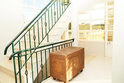 Villa in Albufeira mit Meerblick & Pool