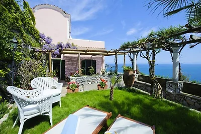 Villa in Praiano mit Meerblick und Whirlpool