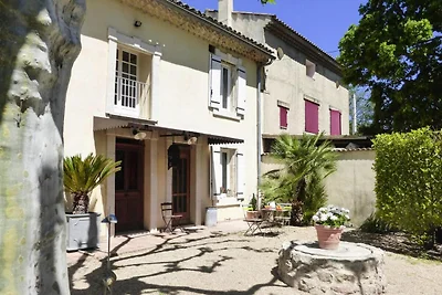 Acogedora casa en Noves con acceso a la...
