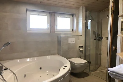 Ferienhaus mit Sauna im Ferienpark Mirow