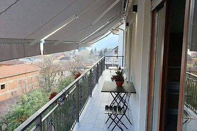 Gezellig vakantiehuis in Omegna met balkon