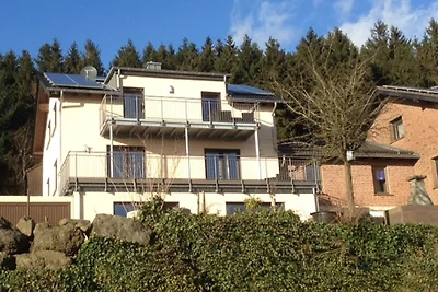 Appartamento moderno con terrazza a Weinsheim