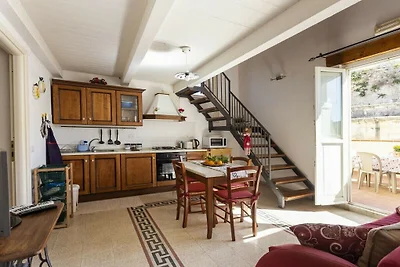 Salomone Apartment 15 with terrace