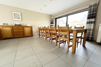 Villa in Wenduine met tuin nabij strand