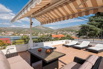 Villa mit 4 Schlafzimmer