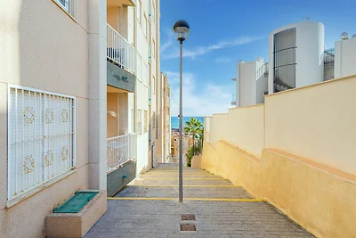Appartamento a Torrevieja con piscina in...