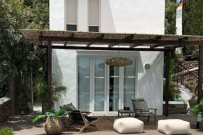 Villa in der Nהhe von Sayalonga am Meer