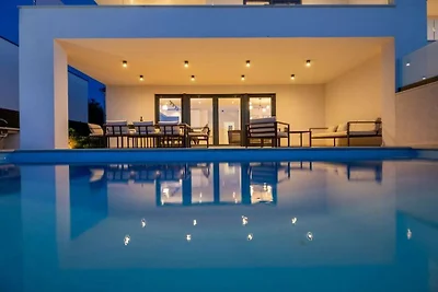 Villa Aria mit Pool