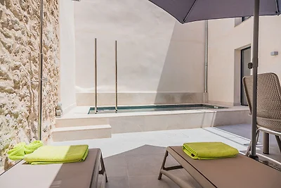 Stadthaus in der Altstadt mit Pool, Pollença