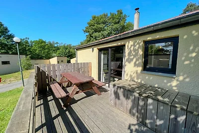 Bungalow bij meer van Vallée de Rabais