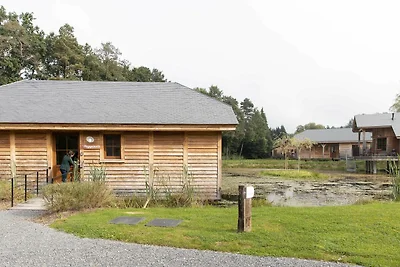 Ferienhaus mit Whirlpool und Terrasse