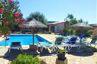 Villa in Campos mit Pool und Garten