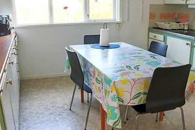 Einladendes Ferienhaus in Meeresnähe-By Traum