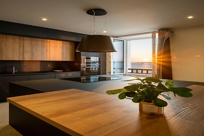 Luxe appartement met prachtig uitzicht op zee