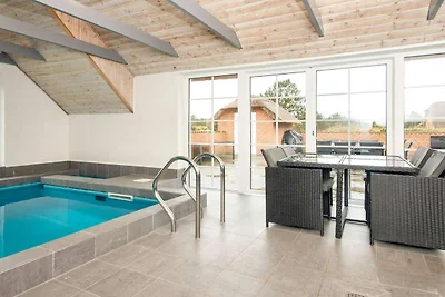 Luxus-Ruckzug mit Pool -- By Traum...