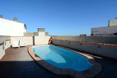 Appartamento a LEscala con piscina
