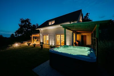 Secluded Escape Hilltop Villa with Hot-Tub - ...