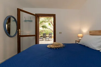Apartament w San Teodoro z tarasem