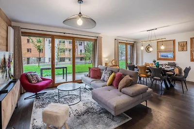 Silver Lodge Residence - B