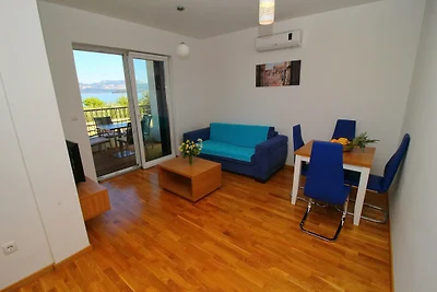 Apartments Kula - One-Bedroom Apartment with ...
