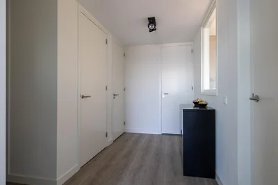Üppige Wohnung mit Meerblick