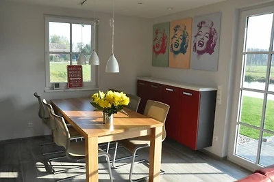 Reetdachhaus am Bodden mit Sauna