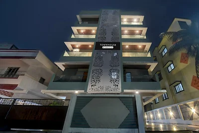 Stadthaus Pimple Nilakh Pune