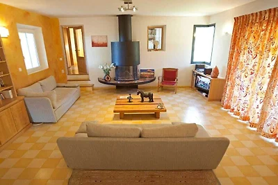 Ferienhaus in Bonnieux mit Schwimmbecken