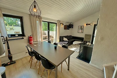 Bungalow bij meer van Vallée de Rabais
