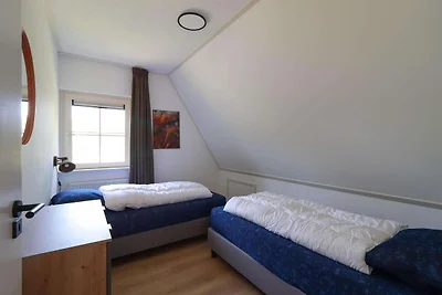 Luxuriöse Strandvilla mit Whirlpool