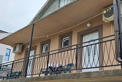 One Bedroom Apartment 1