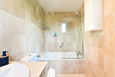 Wohnung in Estepona mit Zugang zum Strand