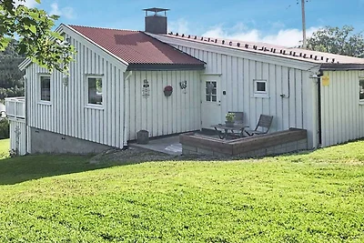 6 Personen Ferienhaus in AVERØY