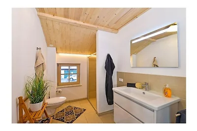 “Fascino alpino” Confortevole residenza di...