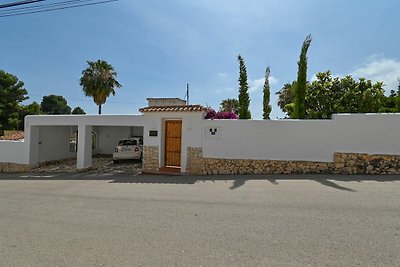 Einladende Villa in Benissa mit Swimmingpool