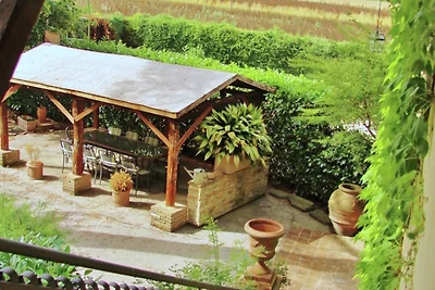 Appartamento con piscina a Marsciano