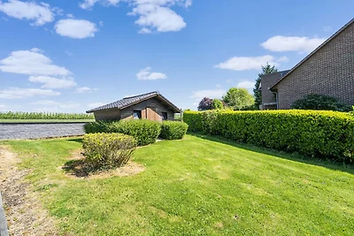 Villa mit Whirlpool in Borgloon