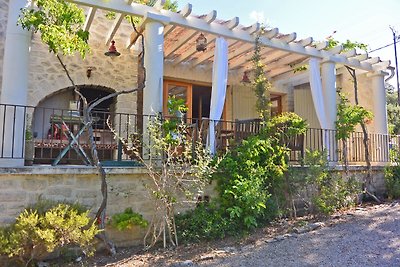 Moderne Villa mit privatem Pool in Roquebrun