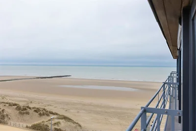 Mooie studio met topligging aan het strand