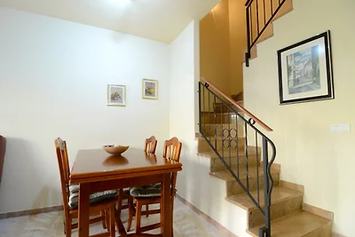 Ferienhaus in Estartit mit Balkon