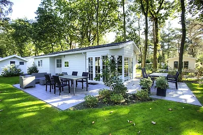 Chalet mit Geschirrspüler in einem Ferienpark