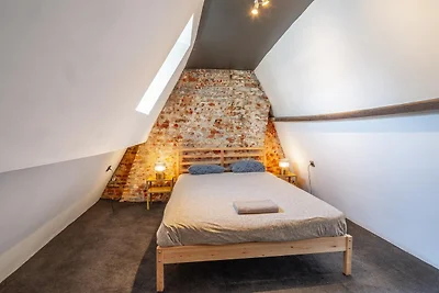 Wohnung mit zwei Schlafzimmern am Fluss