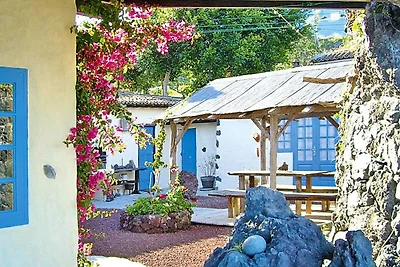 Finca in El Tanque mit einer Terrasse