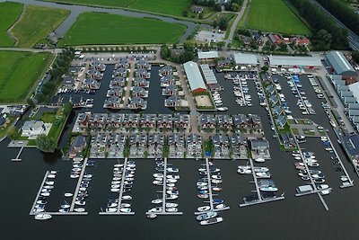 Schönes Penthouse mit Blick über den See