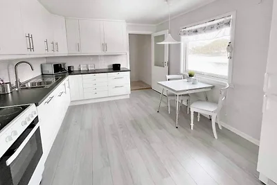 8 Personen Ferienhaus in Halsanaustan-By...