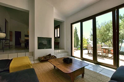 Villa in der Nהhe von Sayalonga am Meer