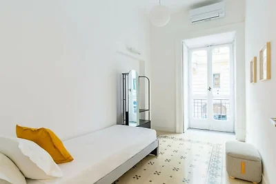 Piazza Amedeo Stijlvol appartement