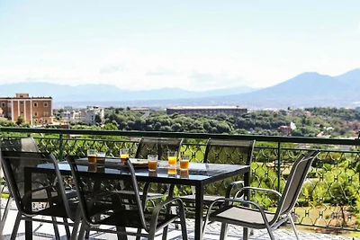 Appartement met terrazzo in Capodimonte